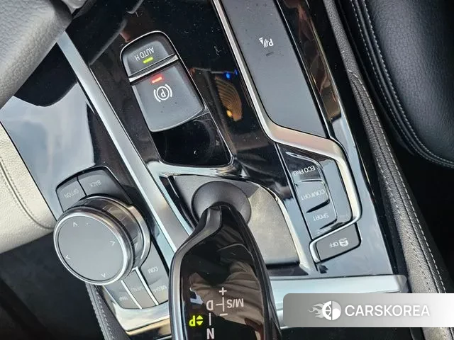 BMW 5 Series (G30) id 3489543 из Кореи 8