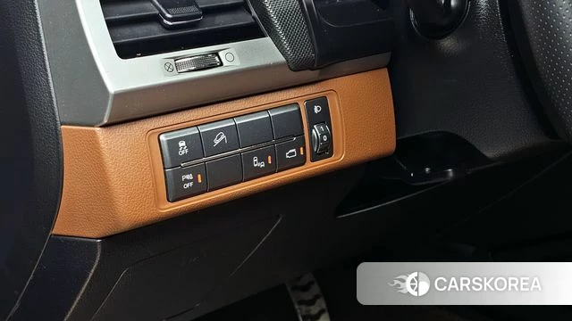 Ssangyong Rexton Sports id 3829319 из Кореи 8