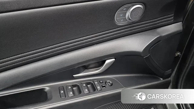 Hyundai Avante Hybrid (CN7) id 3301700 из Кореи 8