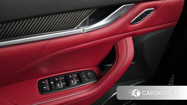 Maserati Levante id 4882324 из Кореи 8