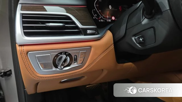 BMW 7 Series (G11) id 4231980 из Кореи 8