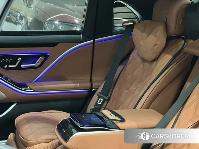 Mercedes-Benz Maybach S-class id 4290896 из Китая 8