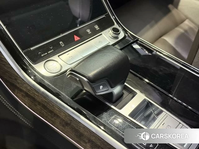 Audi A8 id 4240703 из Китая 8