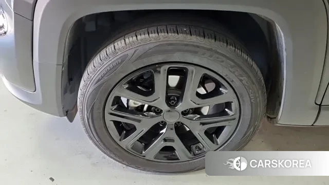 Jeep Renegade id 3342281 из Кореи 8