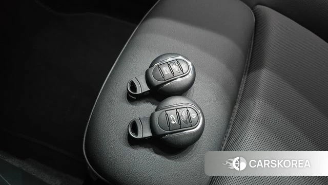 Mini Cooper id 4880126 из Кореи 8