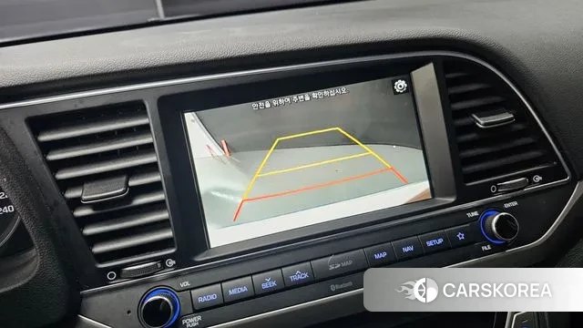 Hyundai Avante AD id 3494829 из Кореи 8