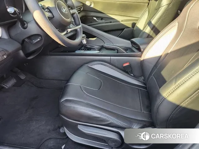 Hyundai Avante (CN7) id 3540149 из Кореи 8