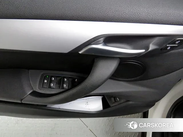 BMW X1 (F48) id 3024321 из Кореи 8