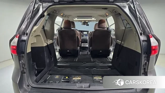 Toyota Sienna id 3351271 из Кореи 8