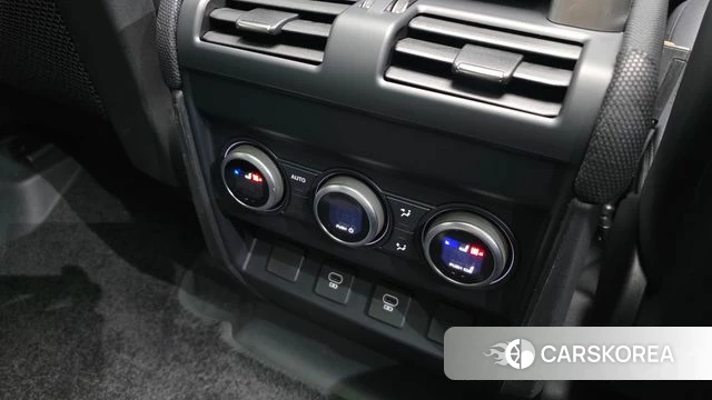 Land Rover Defender (L663) id 3864050 из Кореи 8