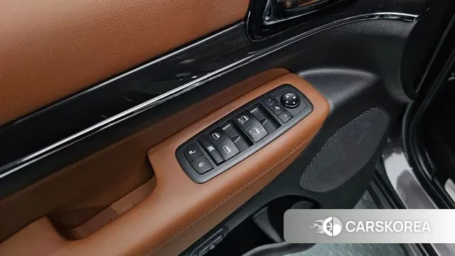 Jeep Grand Cherokee id 3155375 из Кореи 8