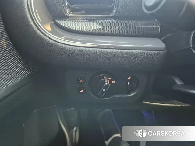 Mini Cooper Clubman id 3489839 из Кореи 8