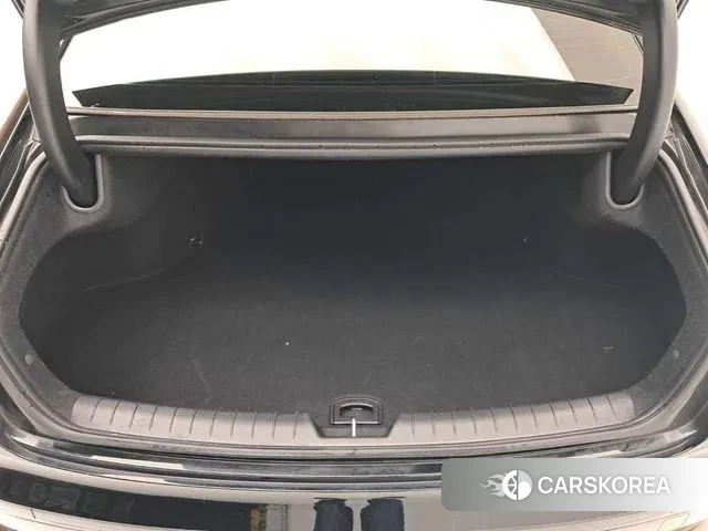 Hyundai Grandeur Hybrid (GN7) id 3333086 из Кореи 8