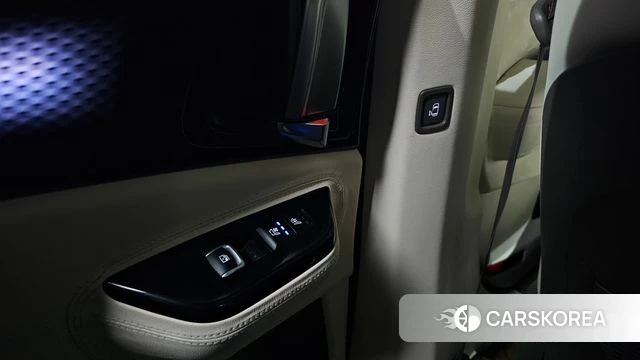 Kia Carnival 4th generation id 3841922 из Кореи 8