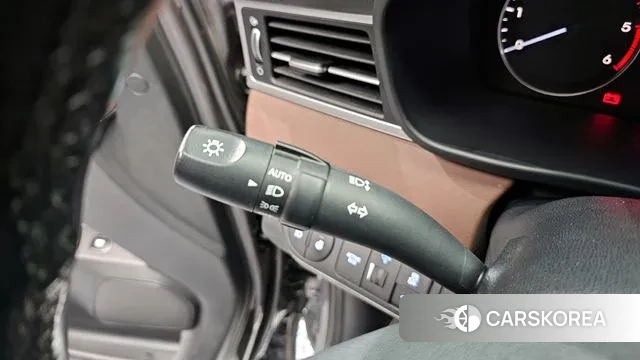 Hyundai The New Grand Starex id 3494500 из Кореи 8