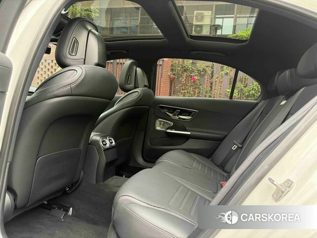 Mercedes-Benz Class C id 4271435 из Китая 8