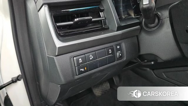 Ssangyong The New Rexton Sports Cannes id 4493667 из Кореи 8