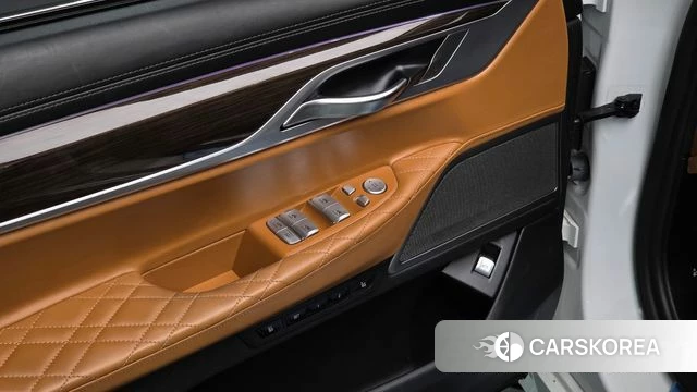 BMW 7 Series (G11) id 3866937 из Кореи 8