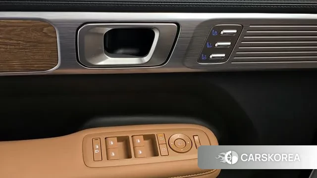 Hyundai Santa Fe (MX5) id 3605875 из Кореи 8