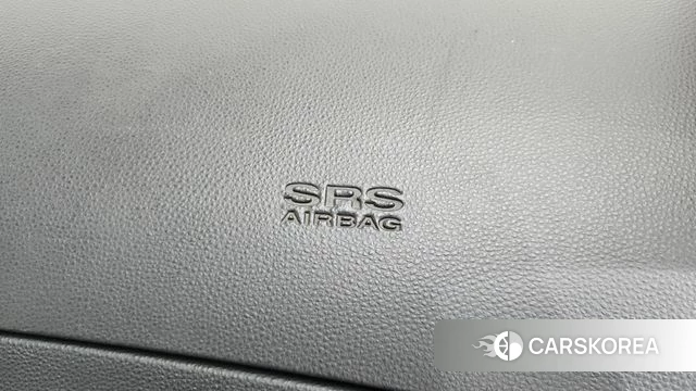 Hyundai The New Grand Starex id 4563319 из Кореи 8