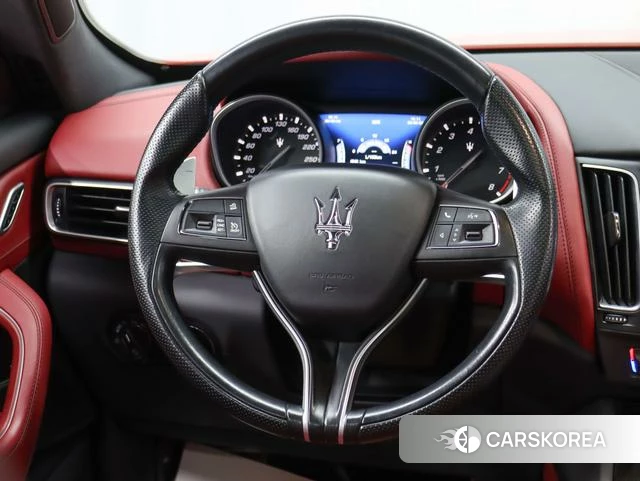 Maserati Levante id 4211545 из Китая 8