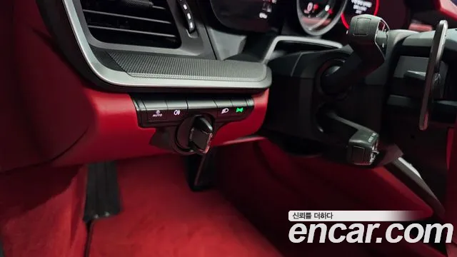 Porsche 911(992) id 2800212 из Кореи 8