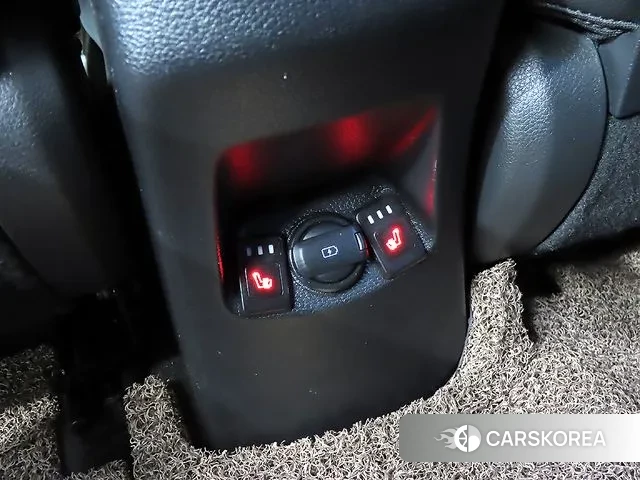 Kia Stonic id 3541175 из Кореи 8