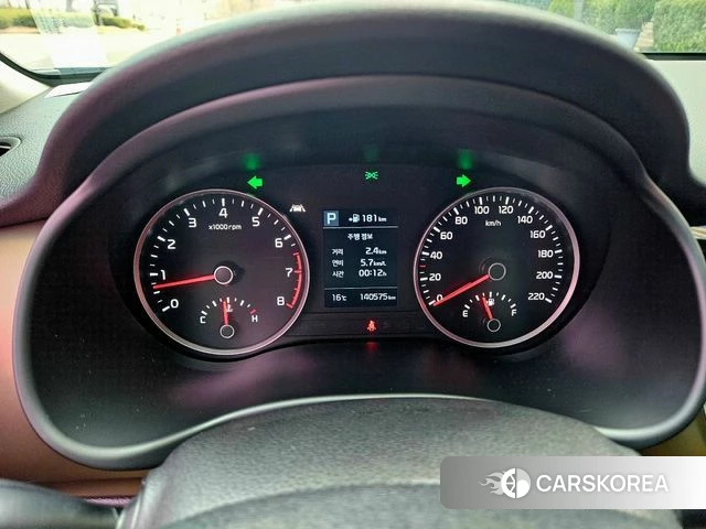 Kia Stonic id 3873806 из Кореи 8