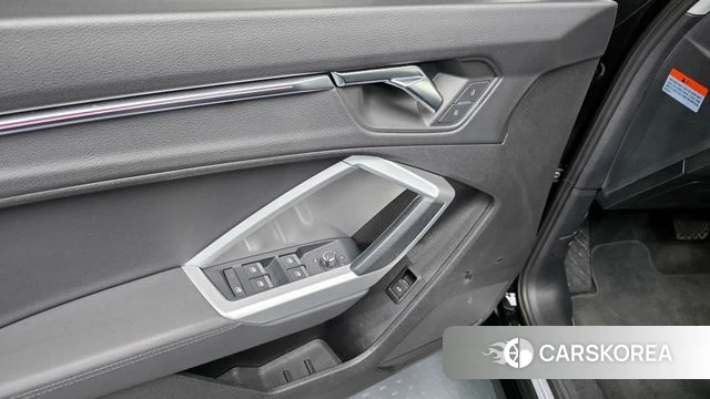 Audi Q3 (F3) id 4187806 из Кореи 8