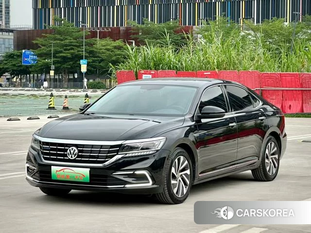 Volkswagen Passat PHEV id 4221893 из Китая 8