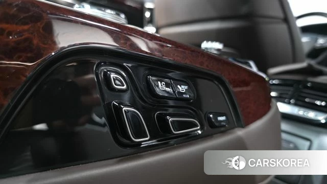 Genesis EQ900 id 3955855 из Кореи 8