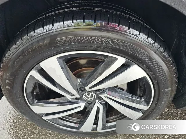 Volkswagen Touareg 3rd generation id 3230056 из Кореи 8