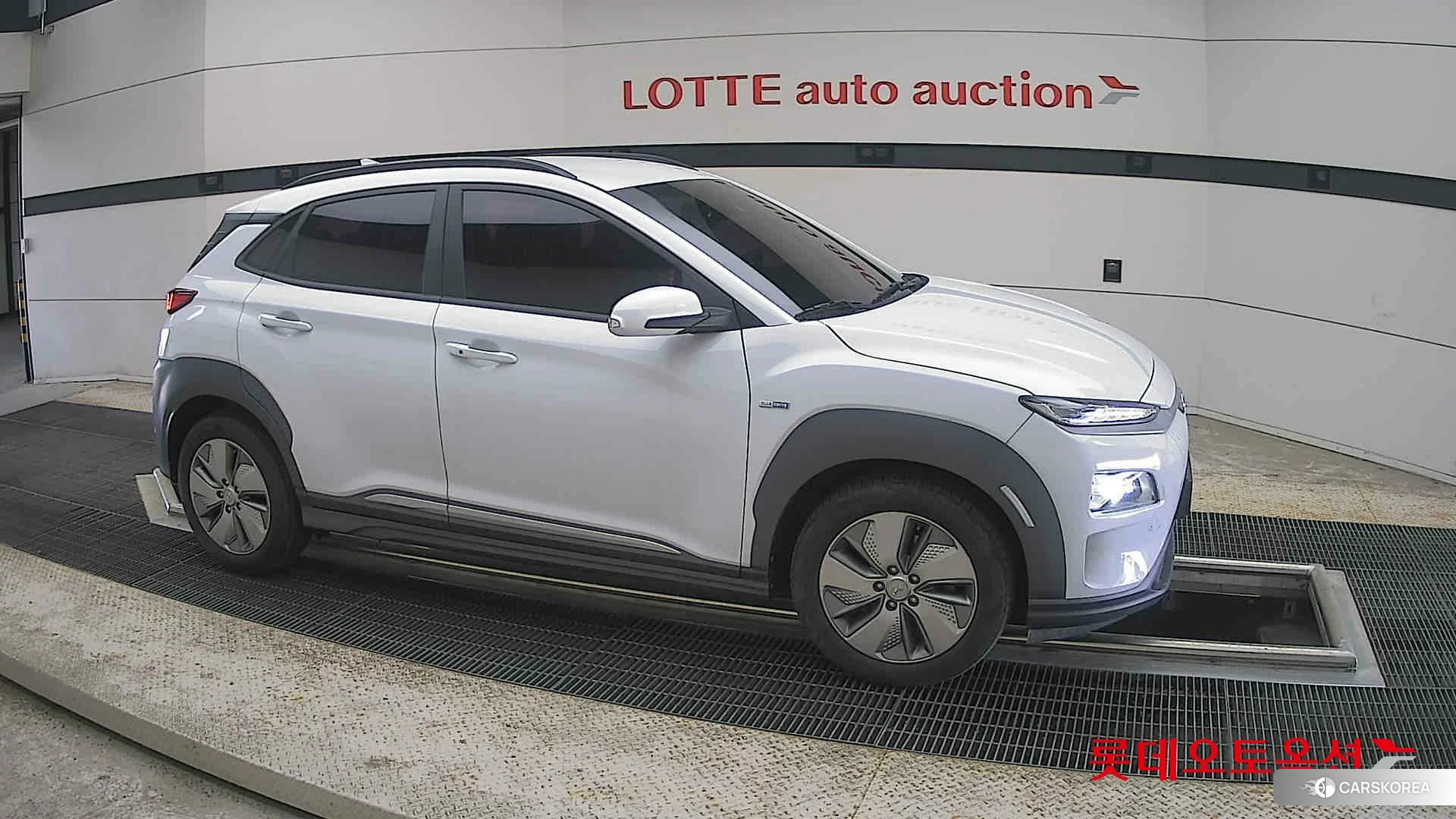 Hyundai KONA Electric id 4296764 из Кореи 8