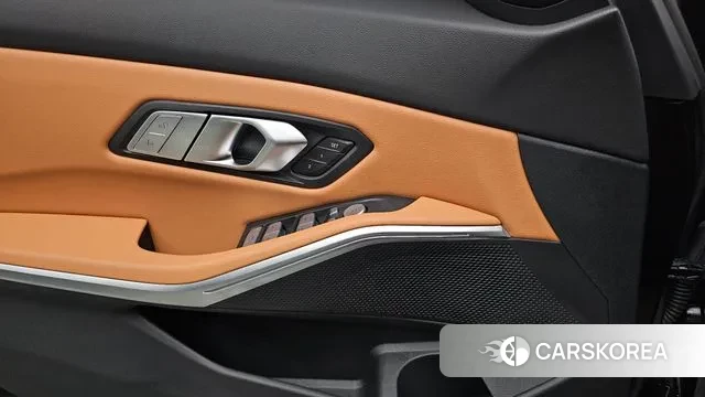 BMW 3 Series (G20) id 3451913 из Кореи 8