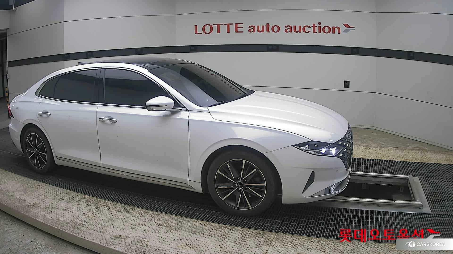 Hyundai Grandeur id 4289423 из Кореи 8