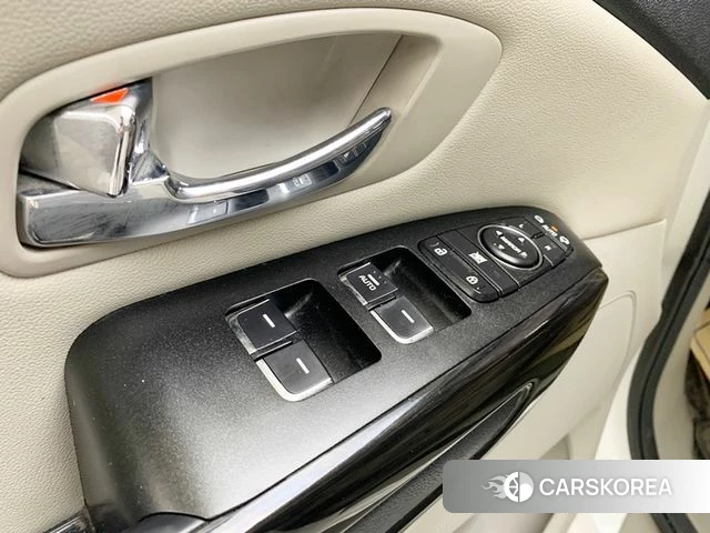 Kia The New Carnival id 4351136 из Кореи 8