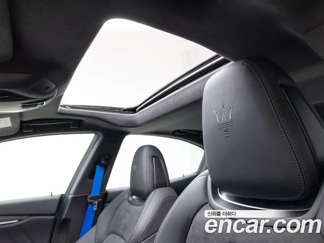Maserati Ghibli id 2696165 из Кореи 8
