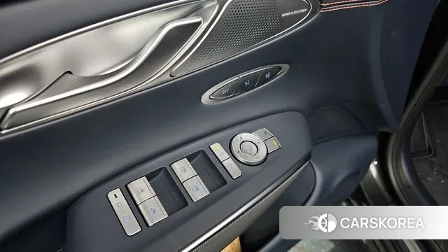 Genesis GV70 id 3327386 из Кореи 8