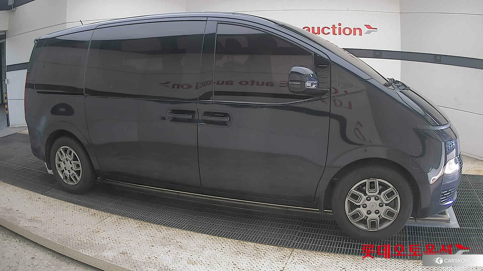 Hyundai Staria id 4669110 из Кореи 8