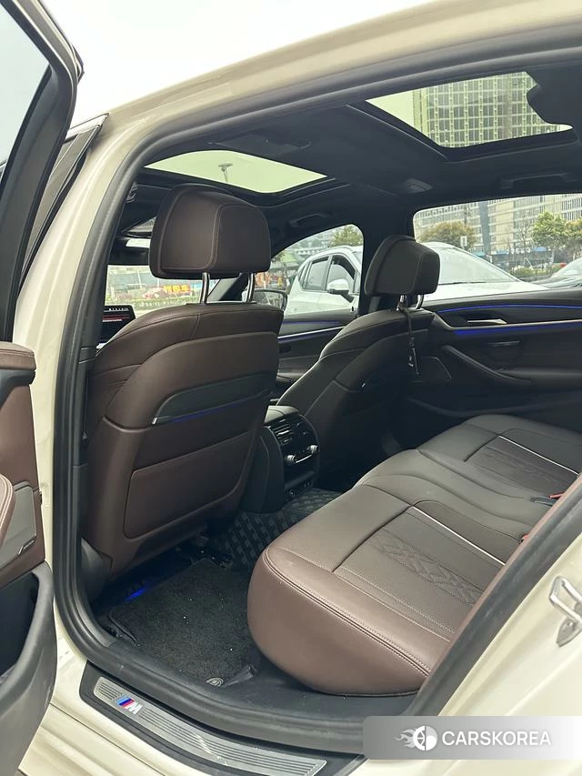 BMW 5 series id 4271558 из Китая 8