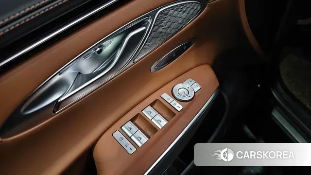 Genesis GV70 id 3597960 из Кореи 8