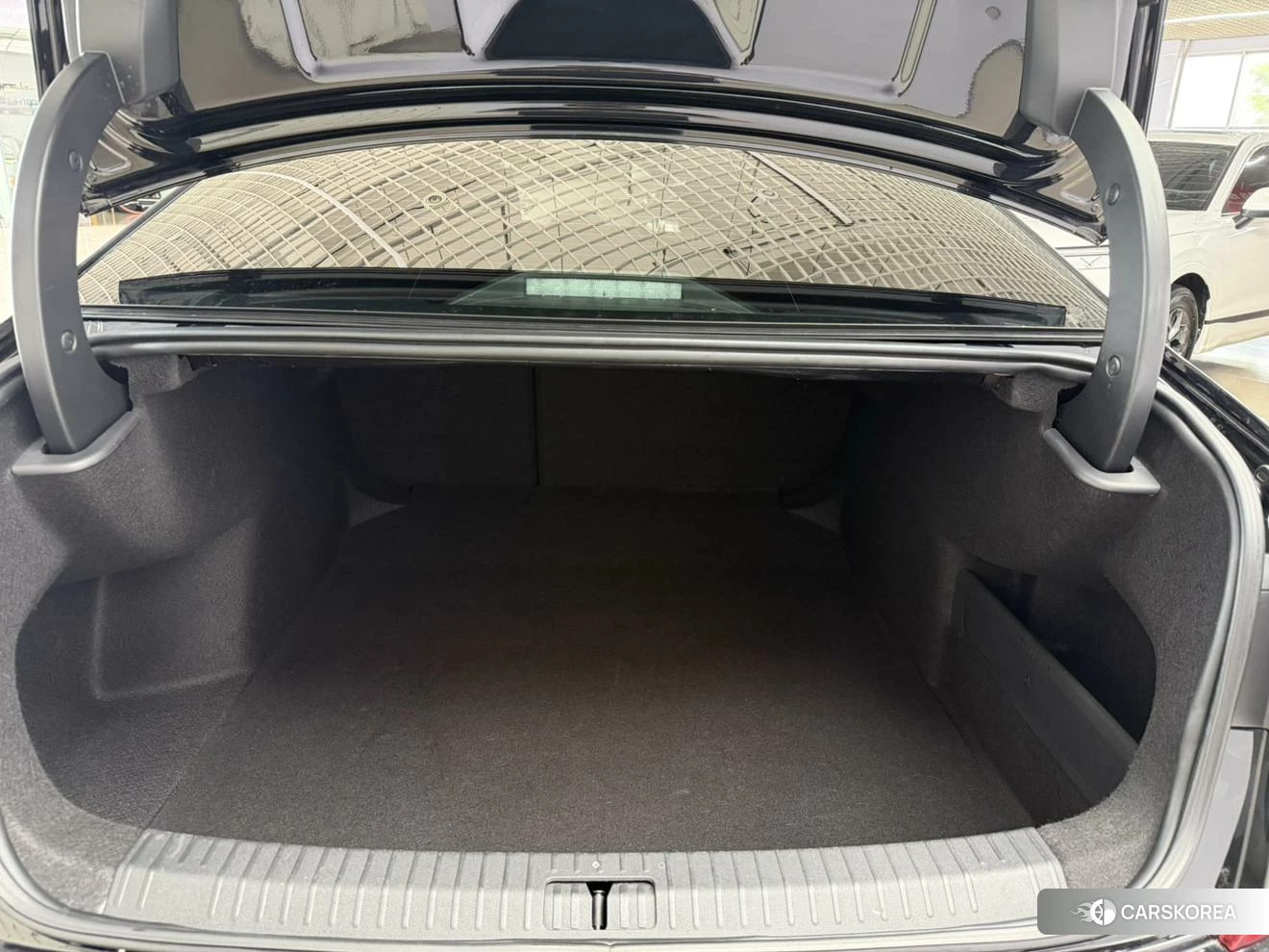 Volkswagen Passat id 4514877 из Китая 8