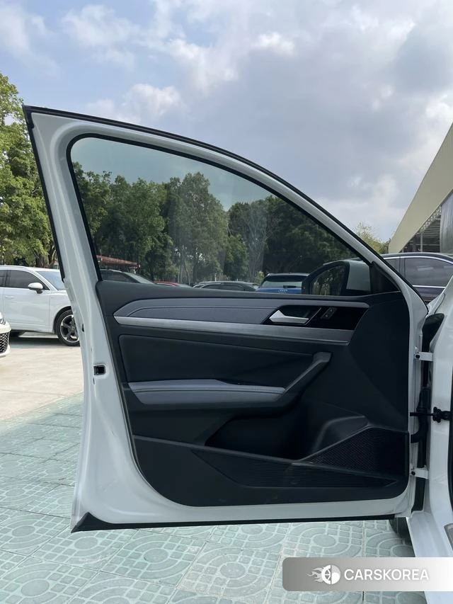 Volkswagen Lavida id 4264154 из Китая 8