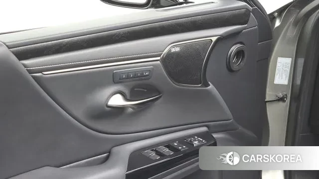 Lexus ES300h 7th generation id 3377839 из Кореи 8