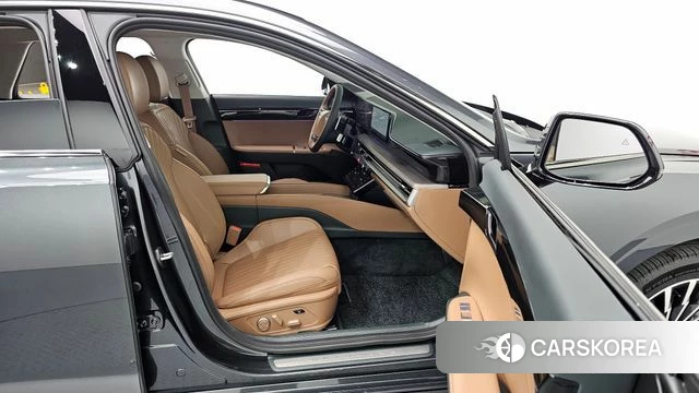 Hyundai Grandeur (GN7) id 4193971 из Кореи 8