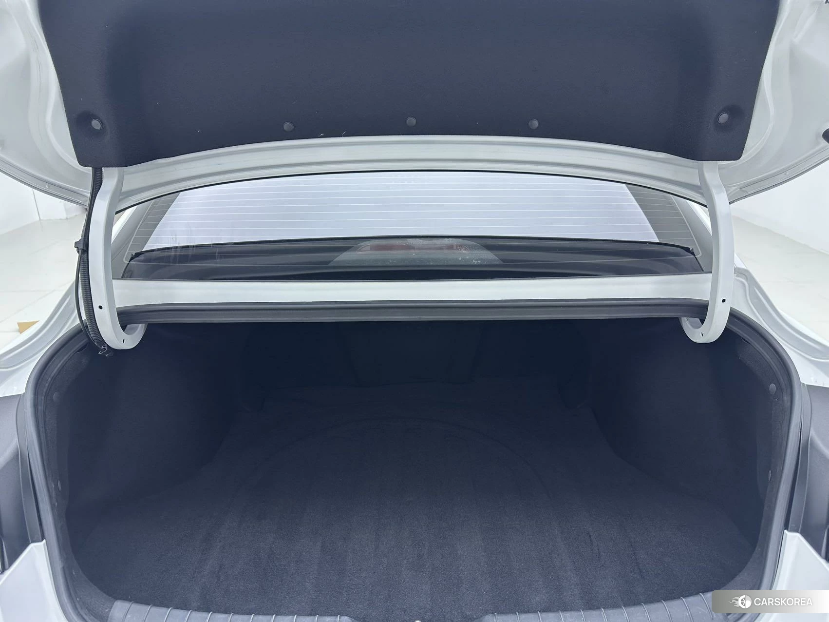 Hyundai Elantra id 4452137 из Китая 8