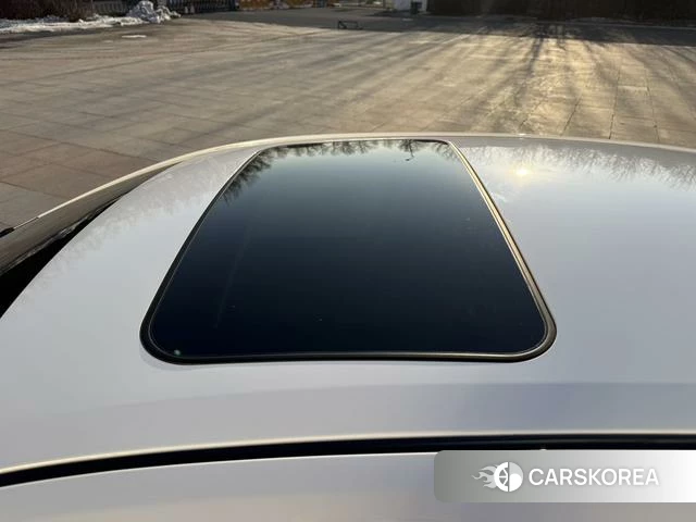 Toyota Corolla id 4299869 из Китая 8