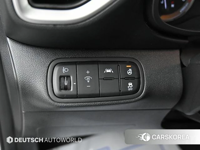 Hyundai Venue id 4244035 из Кореи 8
