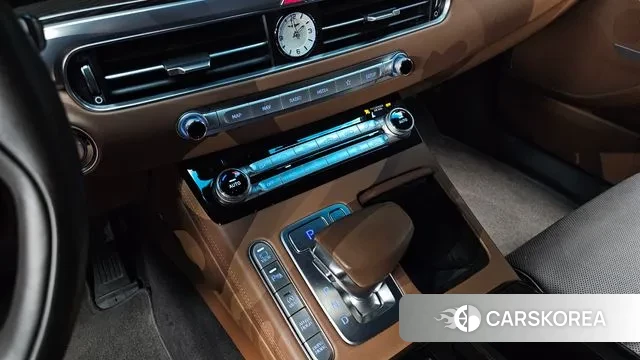 Genesis G90 id 3139492 из Кореи 8