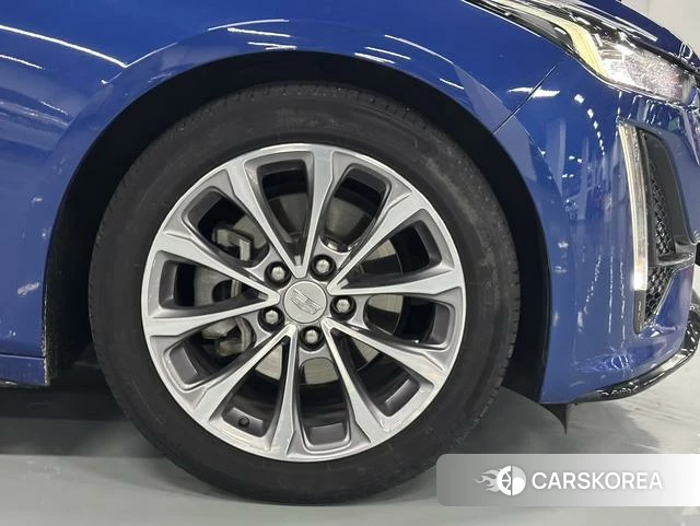 Cadillac CT5 id 4211196 из Китая 8